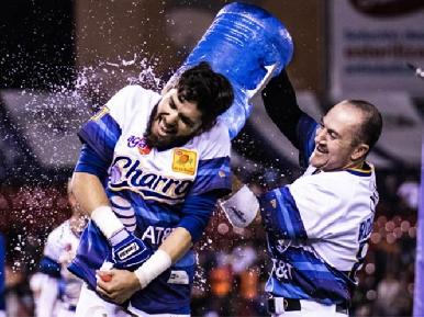 Charros aprovechan error de los Cañeros en la LMP
