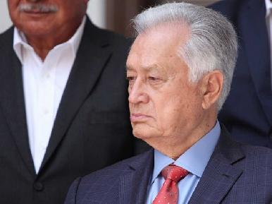 Bartlett difunde lista de exfuncionarios ligados con