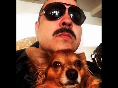 Pepe Aguilar culpa a aerolínea de la muerte de su perro