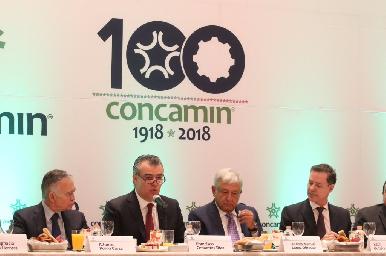 Bajarán gasolinas al 4° año de gobierno: AMLO