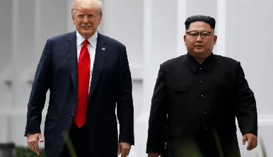 Trump muestra a Kim un video sobre los beneficios de la paz