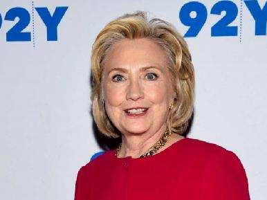Hillary Clinton llama a decir 'basta' a Trump en las urnas