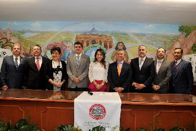 Karina Gastélum presidirá Colegio de Notarios