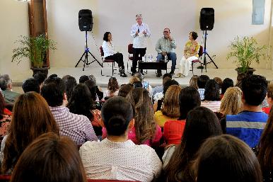 Funcionarios deben ser éticos e íntegros: Miguel Ángel Murillo Aispuro