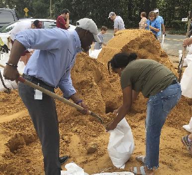 Florida se prepara para el huracán Michael, un ciclón ‘monstruoso’