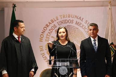 Martha Erika Alonso rinde protesta como gobernadora de Puebla