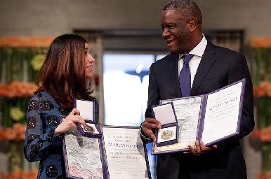 Los Nobel de la Paz 2018 piden justicia contra abusos sexuales