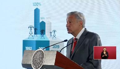 AMLO anuncia plan para fortalecer a la CFE sin elevar costos