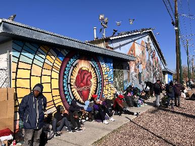 Ola migratoria elevó la población indocumentada de Estados Unidos a 13.7 millones en 2023