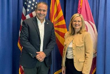 Destaca Toño Astiazaran virtudes de Hermosillo como polo de inversión ante empresarios y alcaldesa de Phoenix