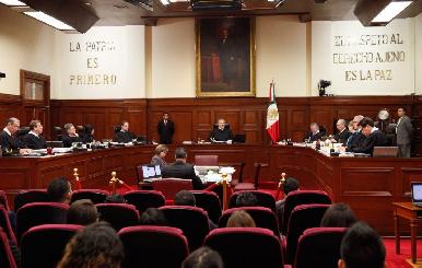 Ministros de la Suprema Corte reducen 25% su salario