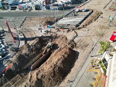 Anuncia Toño Astiazarán dobles turnos laborales en construcción de puente a desnivel Colosio y Solidaridad