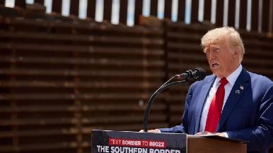 Trump anuncia que continuará la construcción del muro fronterizo con México y se queja del costo: 