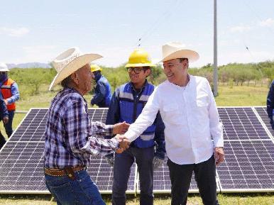 Logra Gobernador Durazo incrementar plantas fotovoltaicas en Peñasco con respaldo de Presidenta Sheinbaum