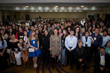 Proyecta Gobierno de Sonora impulsar talento de finalistas del Premio Estatal de la Juventud 2024