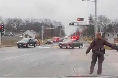 Al menos 3 muertos por tiroteo en escuela cristiana de Wisconsin, en EE.UU.