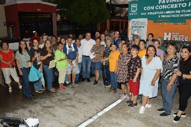 Entrega Toño Astiazarán pavimentación de la avenida Sebastián Lerdo de Tejada