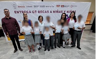 Entrega Gobierno de Sonora becas a hijos e hijas de internos del Cereso Cajeme