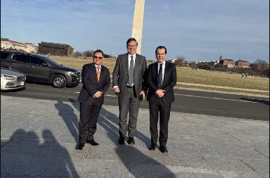 Ebrard viaja a Washington para evitar aranceles al aluminio y acero