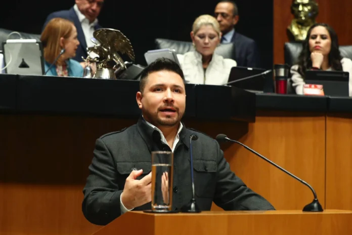 Senador Iván Jaimes vota a favor de la reducción de la jornada laboral