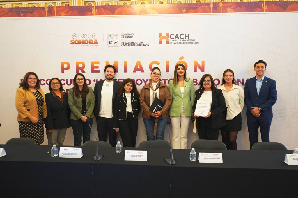 Gobernador Alfonso Durazo entrega premios a ganadores del Anteproyecto Urbano Zona Cruz Gálvez en Hermosillo
