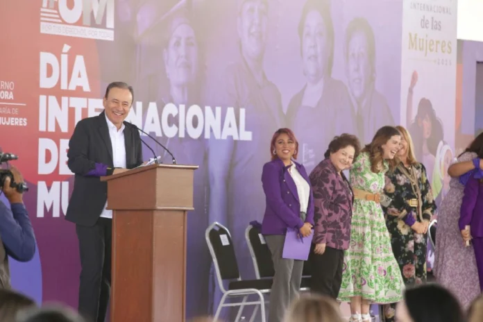 Alfonso Durazo reconoce la lucha de las mujeres durante el Día Internacional de la Mujer en Sonora
