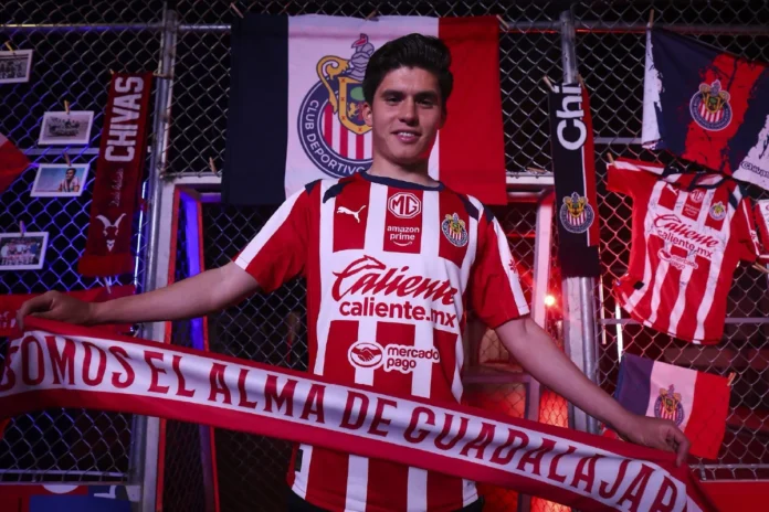 Jonathan Pérez posible debut con Chivas en el Clásico Tapatío contra Atlas Clausura 2026