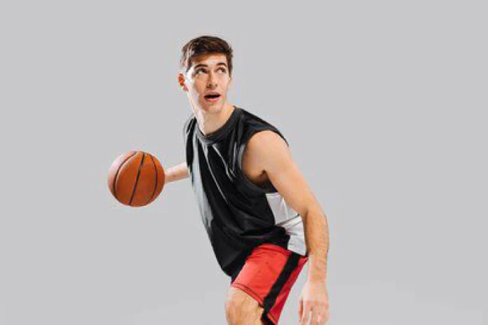 Jugador de basquetbol escolar lesionado durante torneo deportivo en Hermosillo