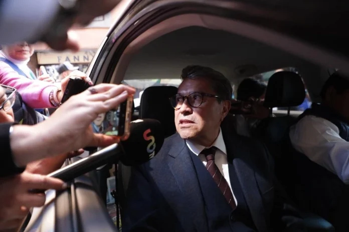 Ricardo Monreal e Ignacio Mier llegan a Palacio Nacional para reunirse con Claudia Sheinbaum