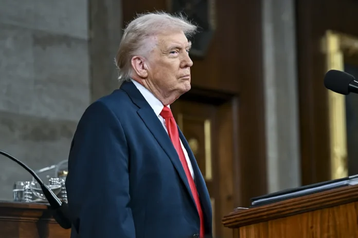 Senado de Estados Unidos debate resolución para frenar intervención militar de Trump contra Irán