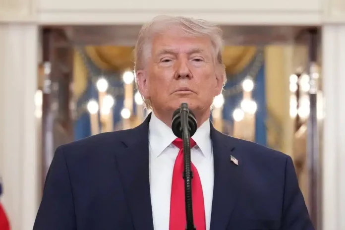 Donald Trump advierte a Irán sobre el estrecho de Ormuz en medio de tensión internacional