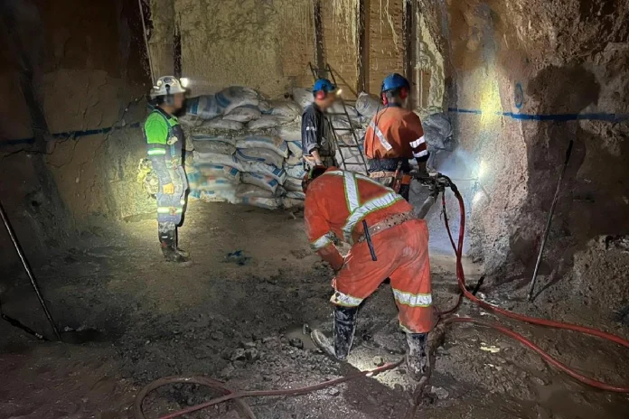 “Podrían estar con vida”: inicia rescate de mineros en Santa Fe, Sinaloa