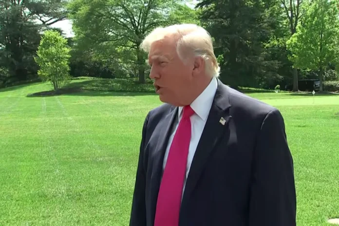 Irán desmiente a Trump y rechaza entregar su uranio enriquecido