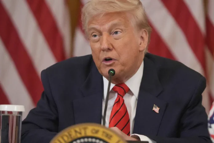 Trump dice que “México está perdido” tras muerte de agentes de la CIA