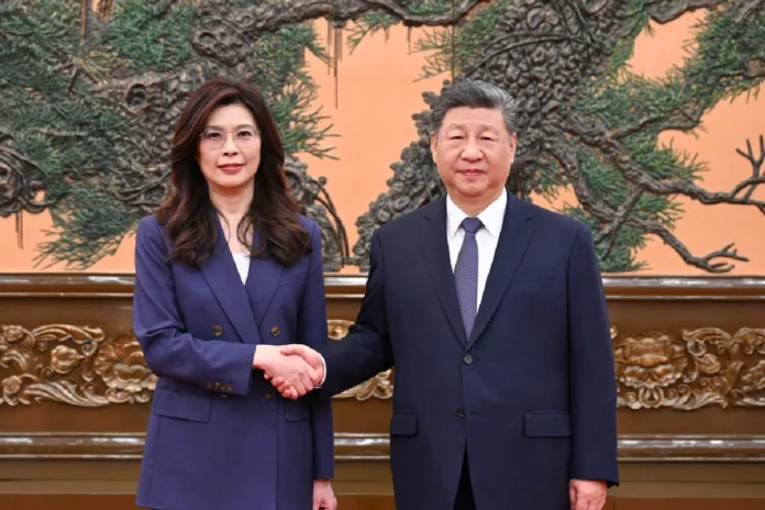 Xi Jinping se reúne con líder del Kuomintang en Pekín tras 10 años sin diálogo