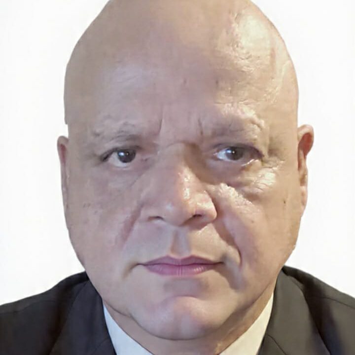 Dr. José Ricardo Espinoza Castro