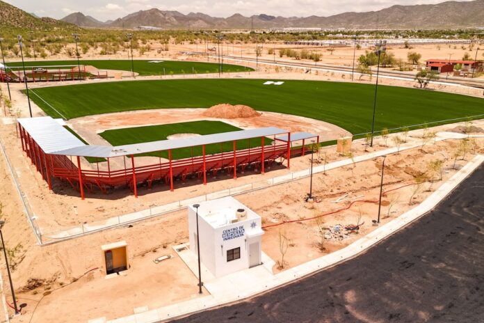 Construcción de la Unidad Deportiva Cárcamo H Cerro Colorado en Hermosillo