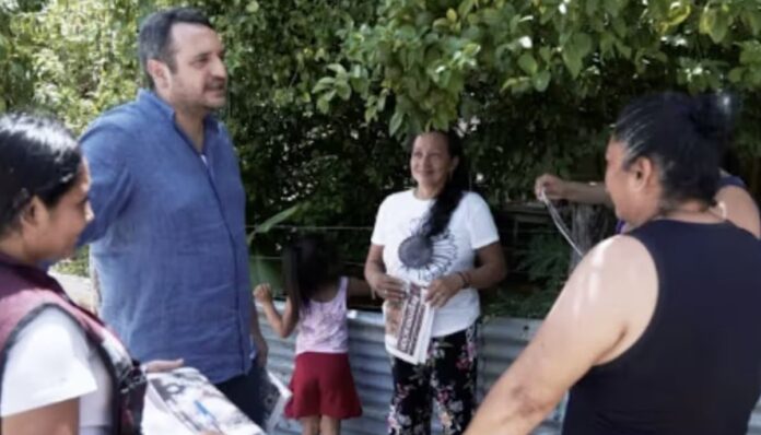Andy López Beltrán durante un encuentro en el que negó realizar actos anticipados de campaña.