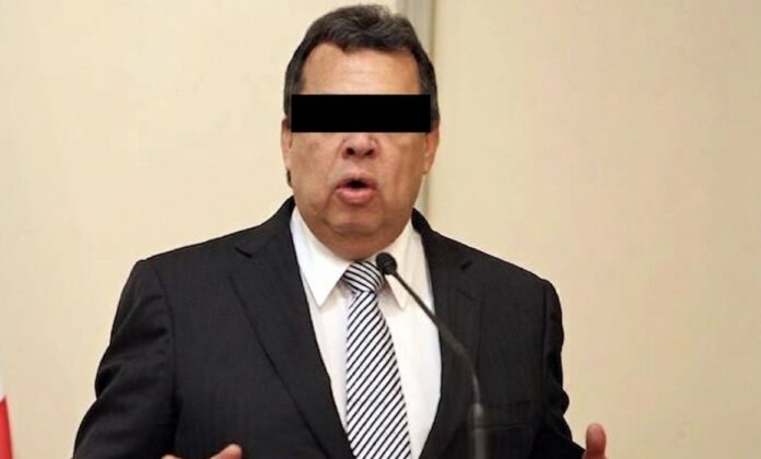 Ángel Aguirre Rivero, exgobernador de Guerrero, detenido por investigación relacionada con el caso Ayotzinapa.