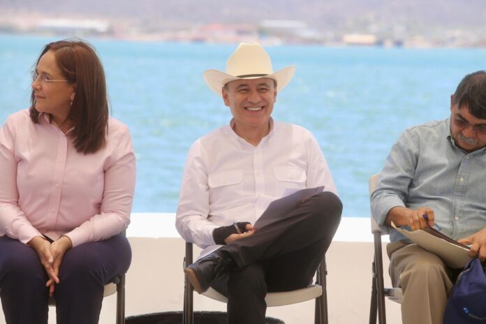 Gobernador Alfonso Durazo supervisa avance del 35% en la modernización del malecón de Guaymas