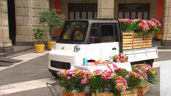 Olinia Carga nuevo vehículo eléctrico mexicano para transporte de mercancías