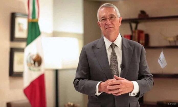 Ricardo Salinas Pliego critica reforma de doble nacionalidad impulsada por Claudia Sheinbaum