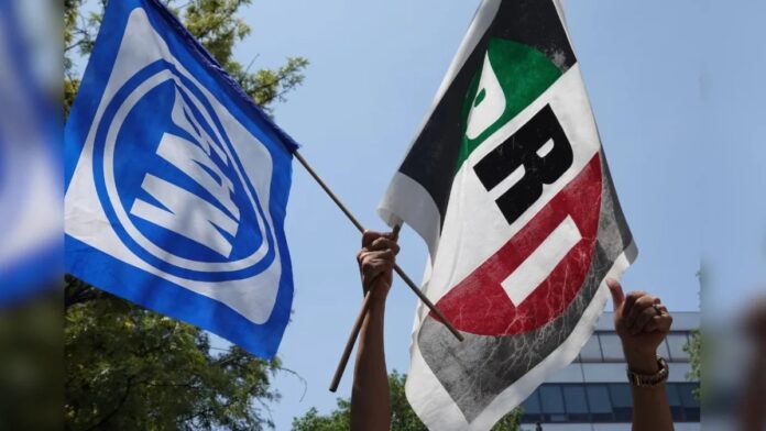 PRI y PAN enfrentan pérdida de militantes en 11 estados rumbo a 2027