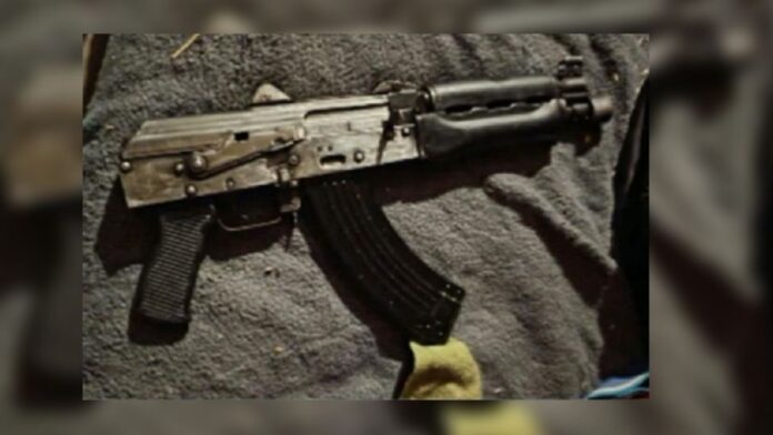 La Fiscalía relacionó un fusil AK-47 con el ataque al CUM y el doble homicidio de Fuente de Piedra.
