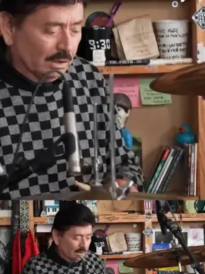 🪗 Hay canciones que cuentan la historia de toda una familia. Los Tigres del Norte llevaron esas raíces al Tiny Desk de NPR, donde abrieron con “Somos más americanos” y pusieron la experiencia migrante en el centro de su presentación. Entre sus clásicos también sonó “La puerta negra”. ¿Qué canción de Los Tigres te recuerda a tu casa? 🎶 #LosTigresDelNorte #TinyDesk #MúsicaMexicana #Migrantes #SonoraHoy